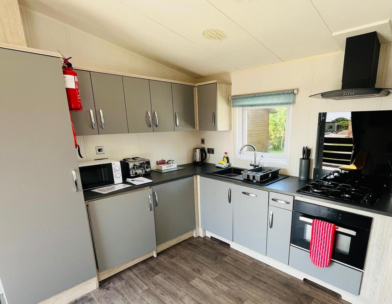 Alojamento de Turismo Selvagem Black Bull Retreat, Barmston With Private Hot Tubs